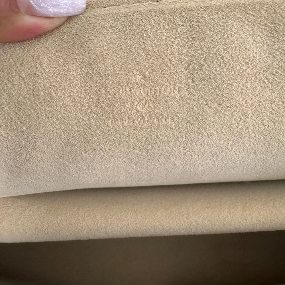 Louis Vuitton Beverly Monogram Shoulder Bag Classic & Timeless.